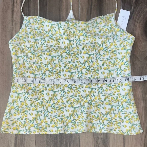 NWT ASTR The Label Cowl Neck
Tank Top Lemon Drop Print Sz Medium 🍋Summer🍋 - Picture 6 of 16